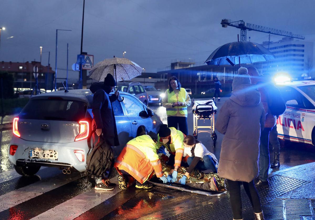 Herido Tras Ser Arrollado Por Un Coche Que Estaba Dando Marcha Atr S En